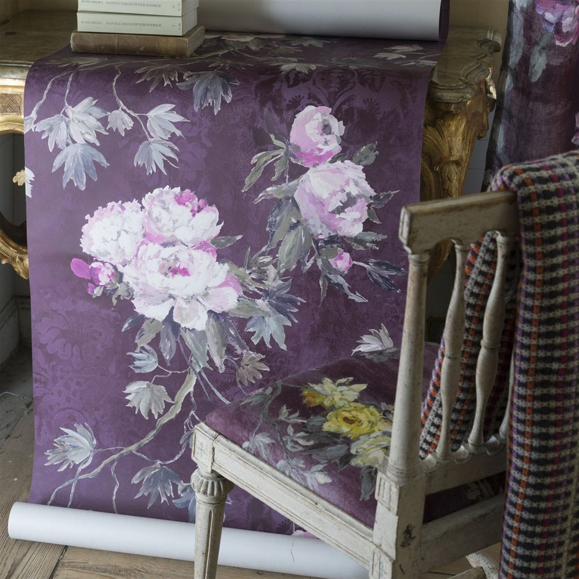 Floreale Wallpaper Pdg673 By Designers Guild In Damson Multi